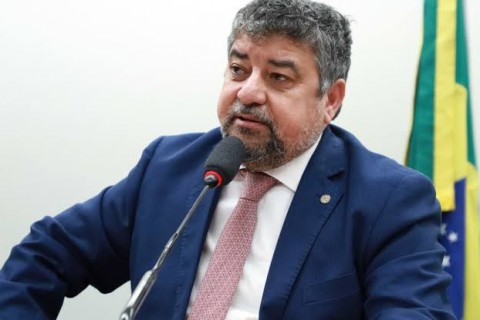 Deputados Washington Quaquá e Messias Donato são Acusados de Injúria Real pela Polícia Federal